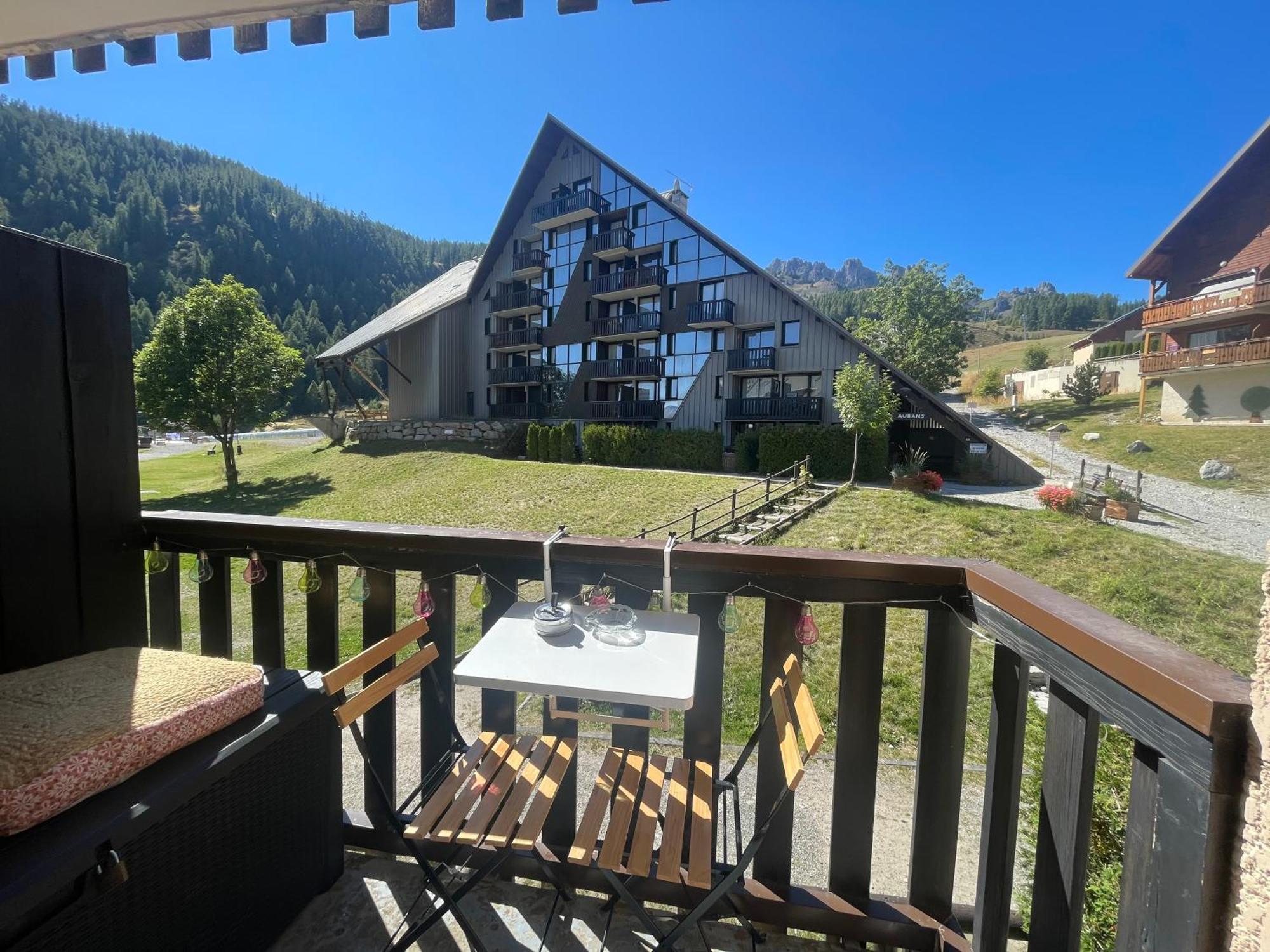 Appartement Pieds Des Pistes Réallon Exterior foto